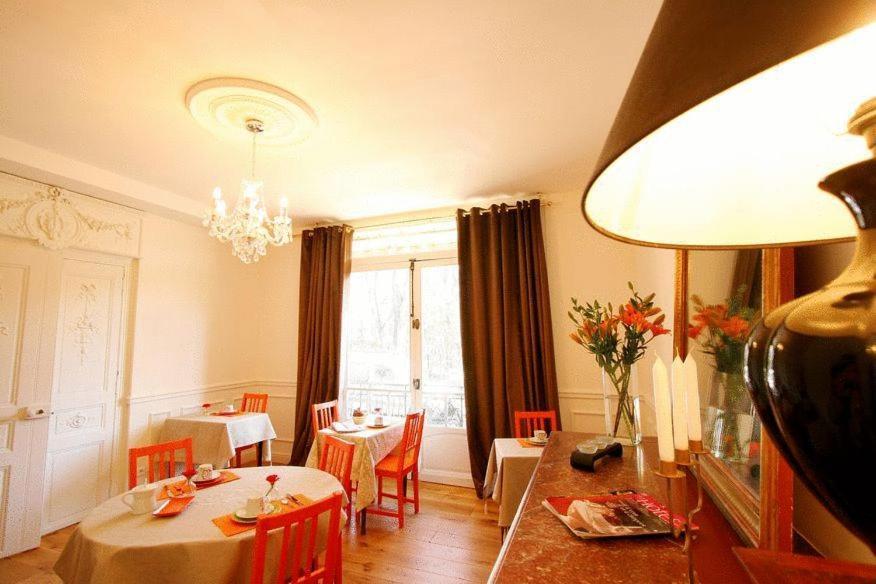 Hotel Des Poetes Avec Parking Sur Reservation Beziers Luaran gambar