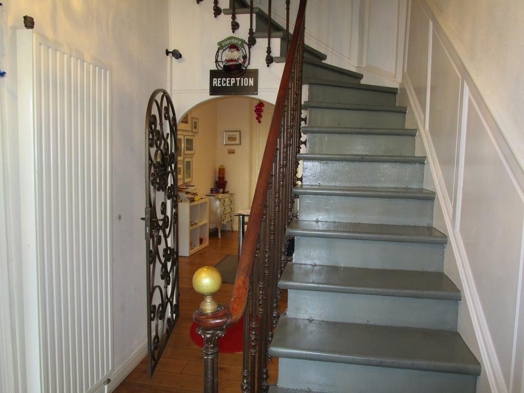 Hotel Des Poetes Avec Parking Sur Reservation Beziers Luaran gambar